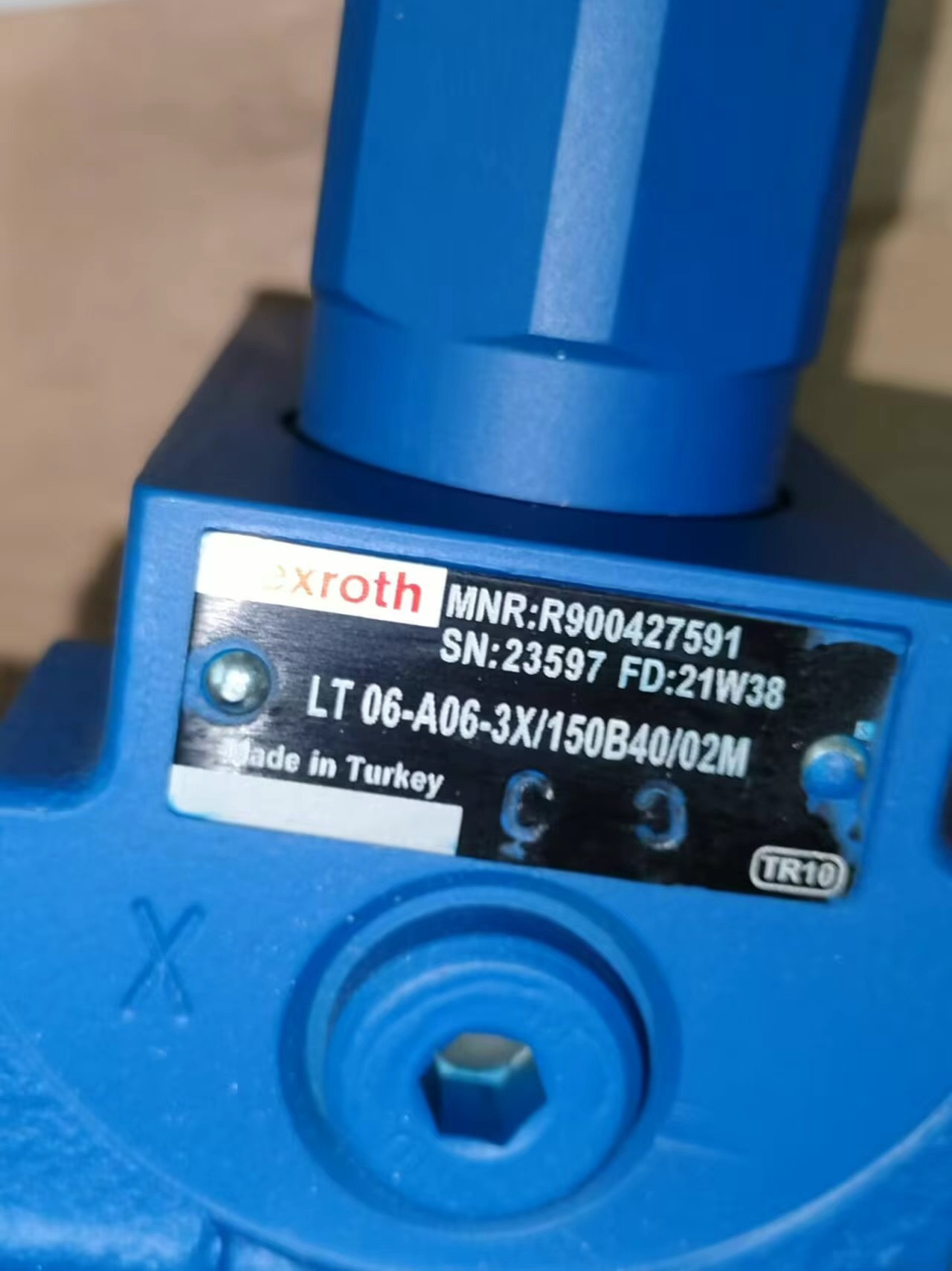 Rexroth Proportional Valve R900427591 LT 06-A06-3X/150B40/02M