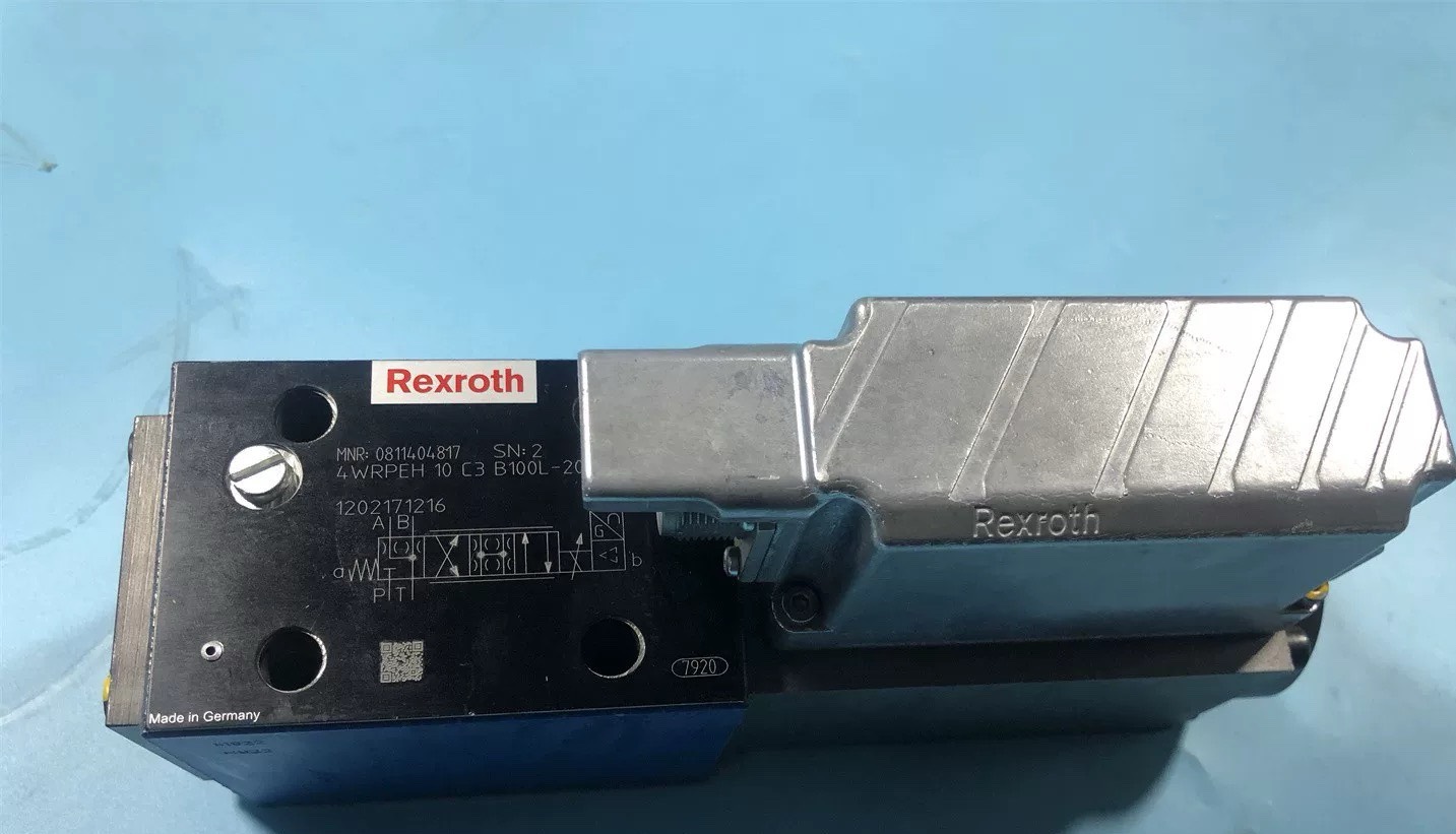 Rexroth Electro-Hydraulic Proportional Valve 0811404817 4WRPEH10C3B100L-2X/G24K0/F1M - Image 2
