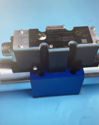 Rexroth Proportional Directional Valve R900732536 4WRAE10W1-60-2X/G24