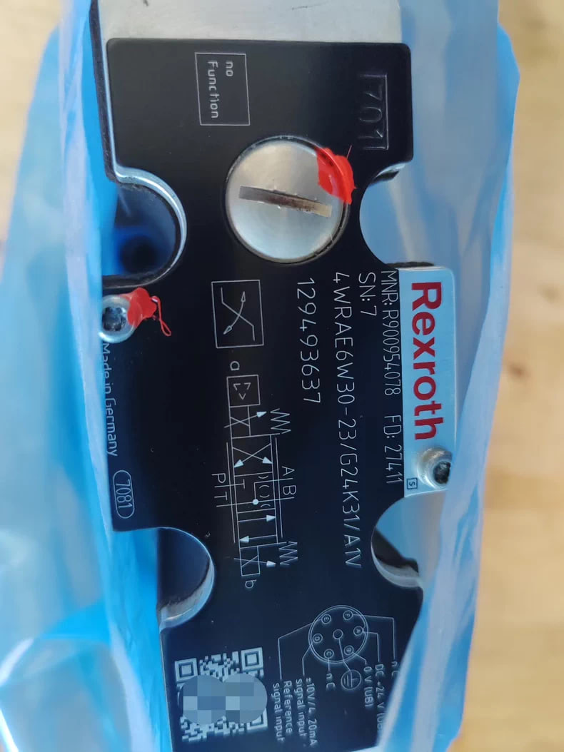 Rexroth Proportional Valve 4WRAE6W30-2X/G24K31/A1V R900954078